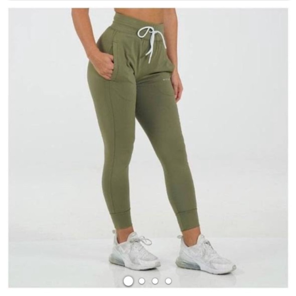 NVGTN Olive Joggers | XL